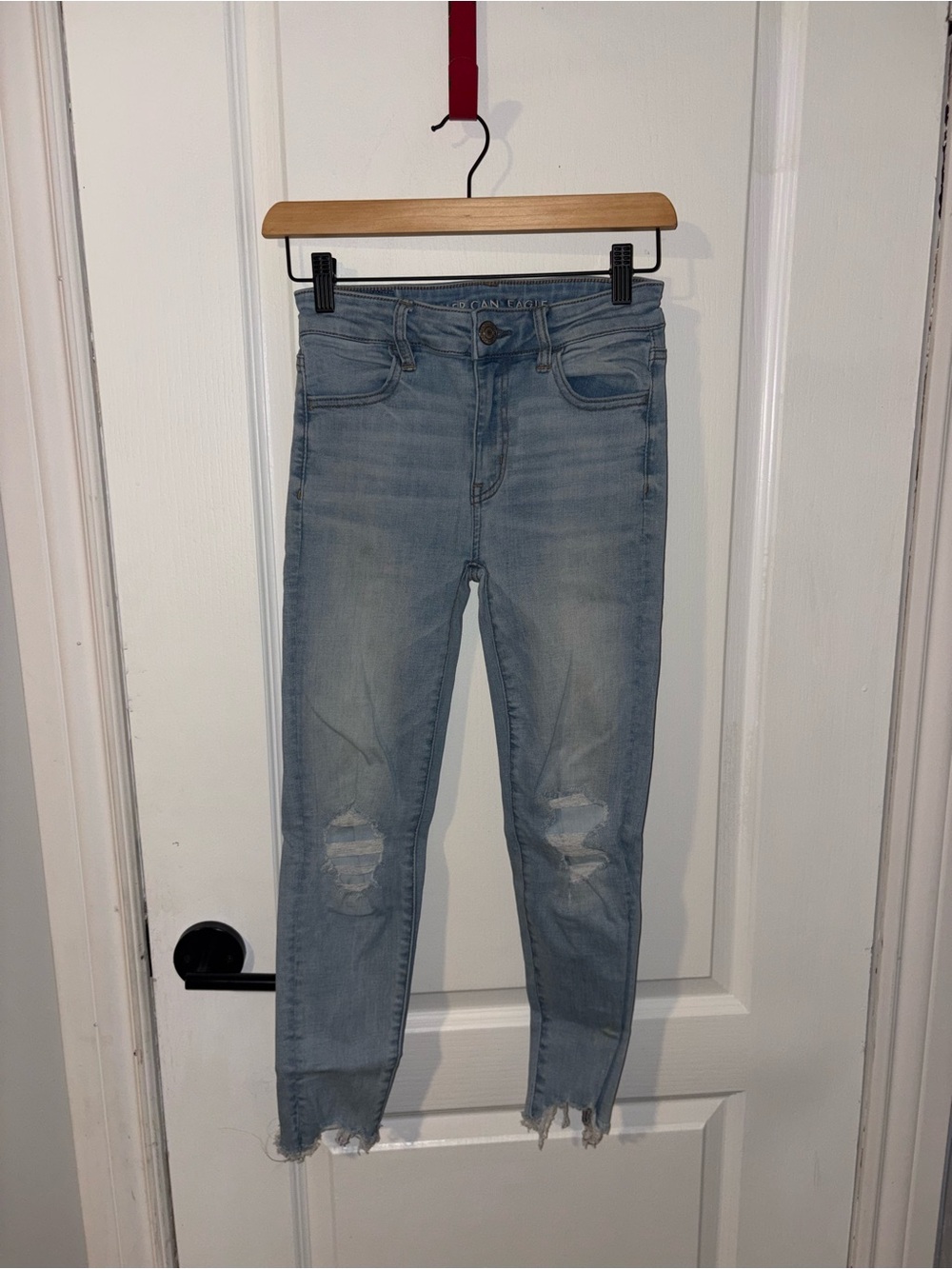 American Eagle | Distressed Jeans | Size 0